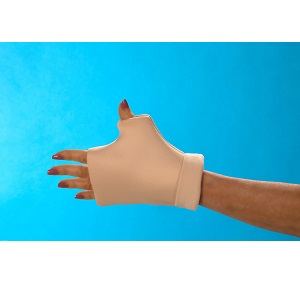 KNUCKLE PROTECTOR SPEC SIZE